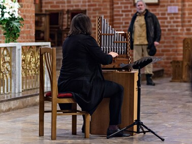 Organy w wersji mini i maksi