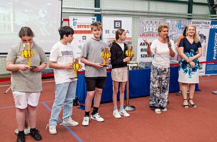 „Widziałem tu kilku mocnych zawodników”. W szkole walczyły roboty