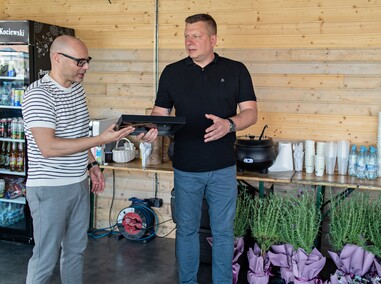 Podziękowania i pożegnania w Starcie