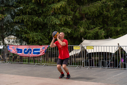 Armwrestling, streetball i amerykański styl