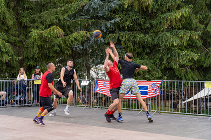 Armwrestling, streetball i amerykański styl
