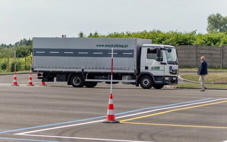 Będą egzaminować więcej kandydatów na kierowców