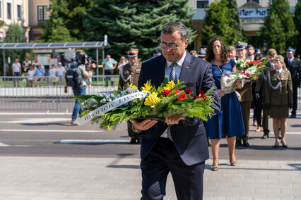 „Krwawy marsz zatrzymany pod Warszawą“