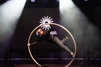 Głodnemu zabawy chleb i muzyka na myśli