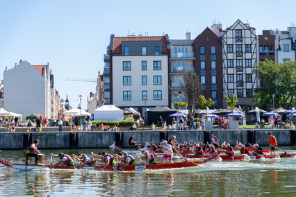 Chleba i igrzysk (na wodzie)