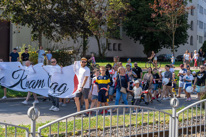 Kibice przemaszerowali przez miasto na stadion