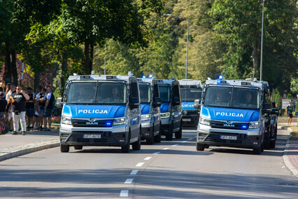 Kibice przemaszerowali przez miasto na stadion