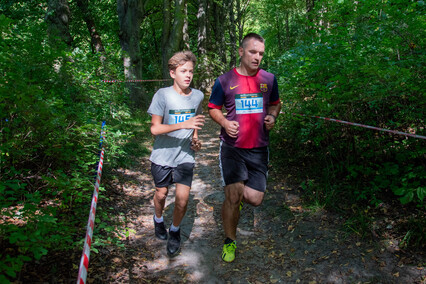 „Mama, dawaj“. Zobacz zdjęcia z Jump&Run w Bażantarni