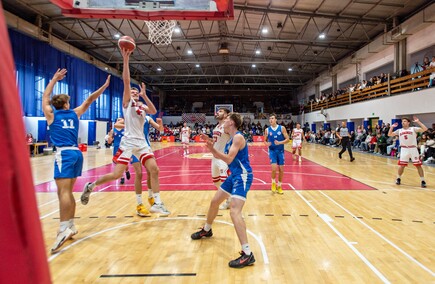 Elbasket uczy się ligi