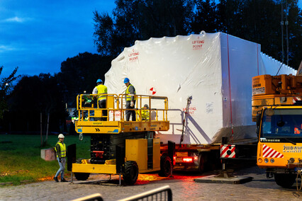 Proxmus wysyła w świat gigantyczne urządzenia