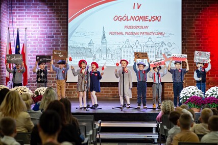 Przedszkolaki zaśpiewały o niepodległości