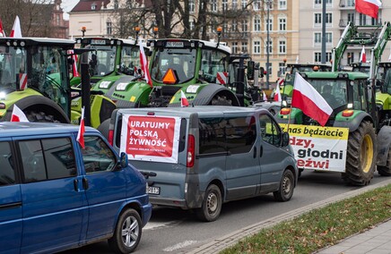 Rolnicy protestowali w Elblągu. „Żywność spoza UE jest nafaszerowana pestycydami”