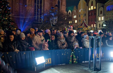 Rozbłysła choinka, czas zacząć jarmark