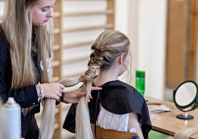 Zmagania super fryzjerów