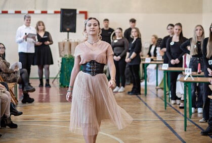 Zmagania super fryzjerów