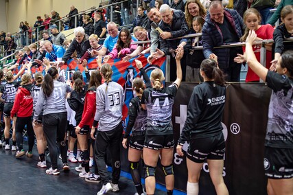 Świetna końcówka i trzy punkty Startu