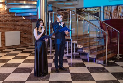 Studniówka Zespołu Szkół Pijarskich. \"To piękny początek nowego etapu\"