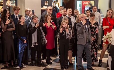 Studniówka Zespołu Szkół Pijarskich. \"To piękny początek nowego etapu\"