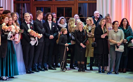 \"Ten wieczór należy do was\". Studniówka II LO