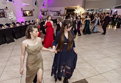 „Droga młodzieży, czas się bawić” - studniówka Liceum Sztuk Plastycznych w Gronowie Górnym