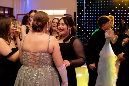 „Najpiękniejsze wspomnienia” - studniówka I LO w Elblągu