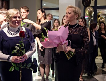 \"Czas jak gdyby się zatrzymał\". Studniówka ZPSM