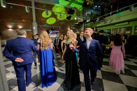\"Czas jak gdyby się zatrzymał\". Studniówka ZPSM