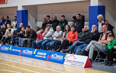 Koszykarze postraszyli lidera