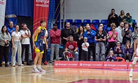 Koszykarze postraszyli lidera