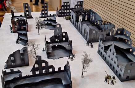 Historia z ekranu i na wystawach