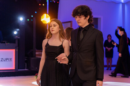 Walentynkowa studniówka Zespołu Szkół Technicznych