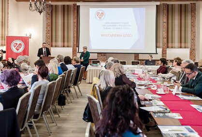 Obradowały pielęgniarki i położne