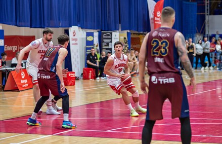 Elbasket traci play off