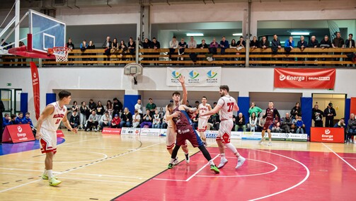 Elbasket traci play off