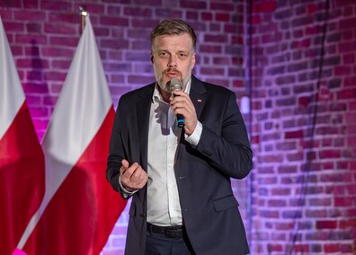 Adrian Zandberg w Elblągu. \"Za nami nie stoją multimilionerzy\"