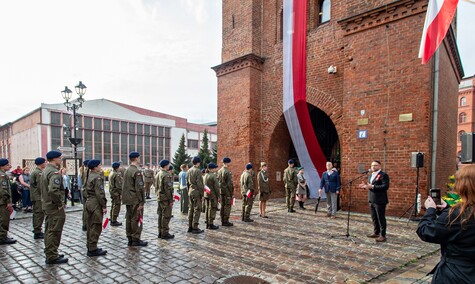 Biel i czerwień na starówce