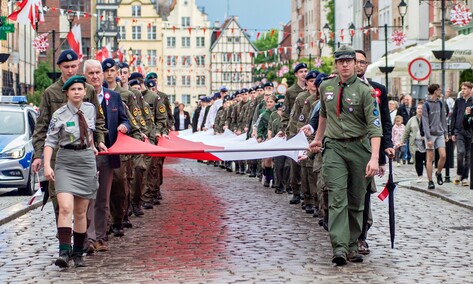 Biel i czerwień na starówce Biel i czerwień na starówce