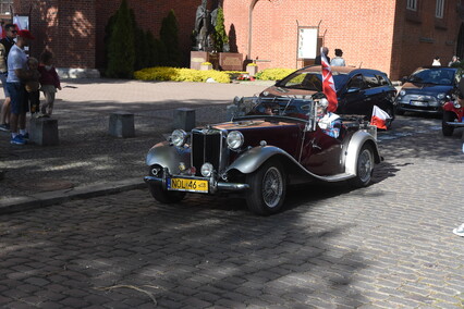 Kabriolety  na Starym Mieście Kabriolety  na Starym Mieście