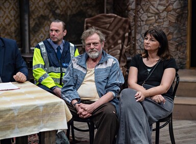 Komedia, groteska, kryminał na małej scenie