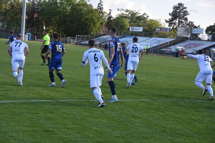 Olimpia na kolanach
