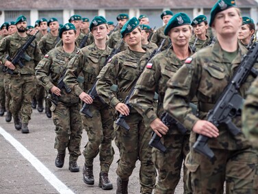 Pododdział z Westerplatte na święcie 16 pułku