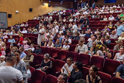 Taneczna osiemnastka szkoły Broadway