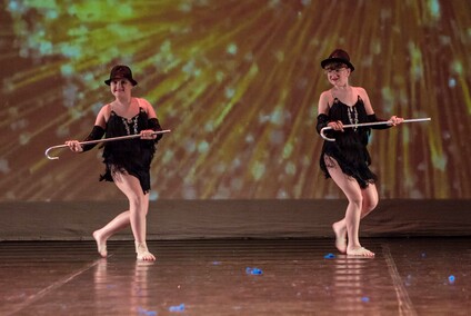 Taneczna osiemnastka szkoły Broadway