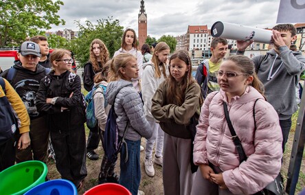 Wakacje tuż, tuż. Jak spędzić je bezpiecznie?