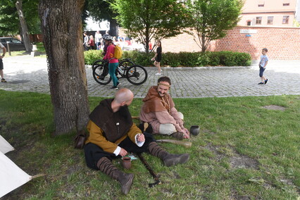 Truso na dziedzińcu muzeum