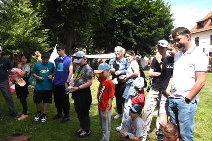 Truso na dziedzińcu muzeum