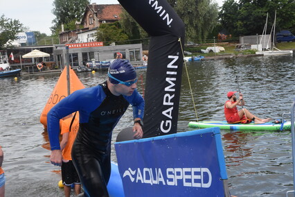 Triathloniści w sercu starówki