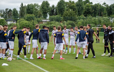 Szukanie fundamentów: Olimpia testuje, Cartusia pokonana