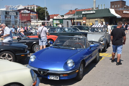 Hamburger w dłoń i w drogę