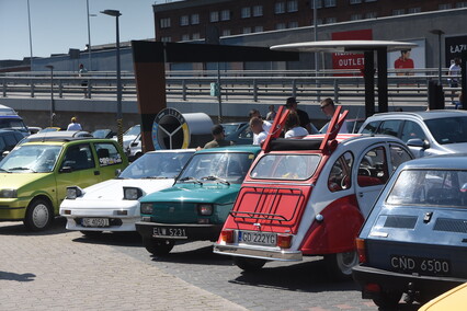 Hamburger w dłoń i w drogę